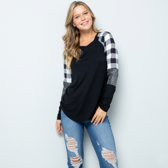 Buffalo plaid long sleeve boutique top white/red - Picture 3 of 8